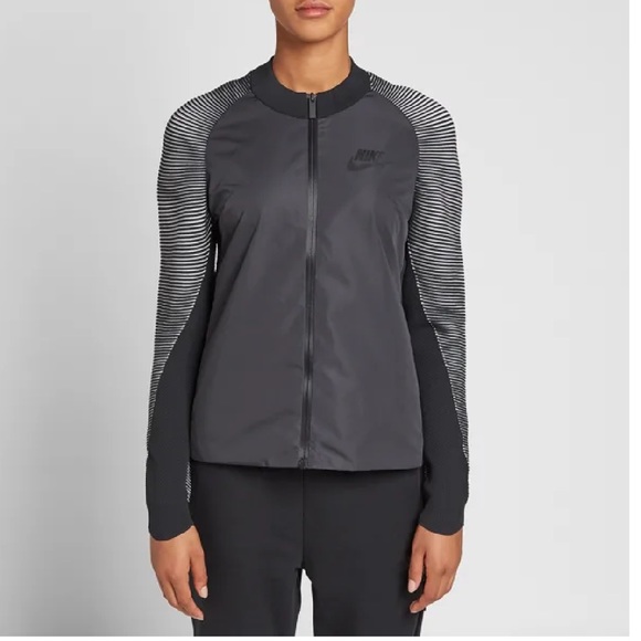 Nike Dynamic Reveal Running jacket - Picture 1 of 8